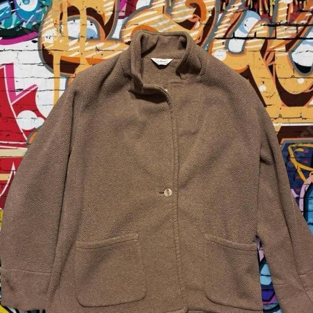 VINTAGE 90s L.L. Bean Made in USA Warm Brown Fleece Cardigan #grandmacore #llbea
